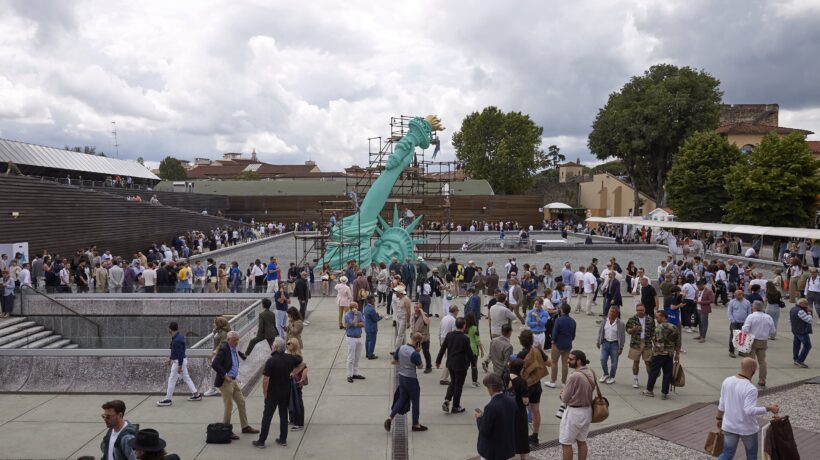 Pitti Uomo dà la linea: basta capi trasandati, è ora di leggerezza