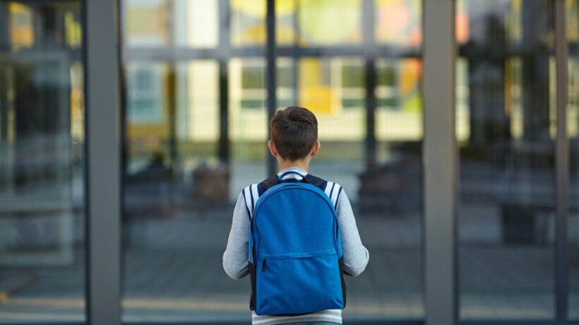 Gli spari alla prof valgono un 9 in condotta