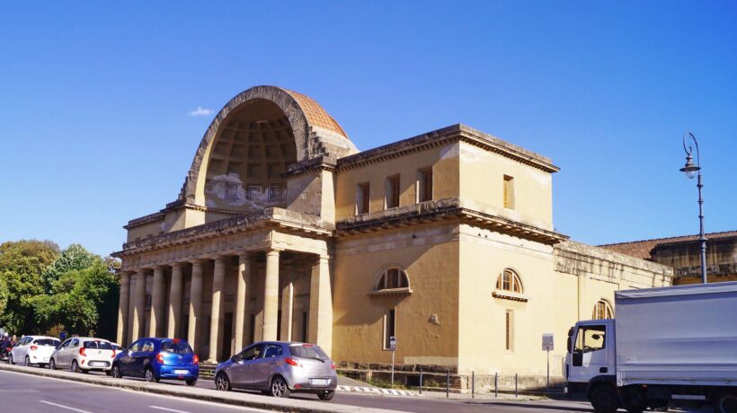 Il cisternone neoclassico dell'acquedotto di Livorno (IStock)