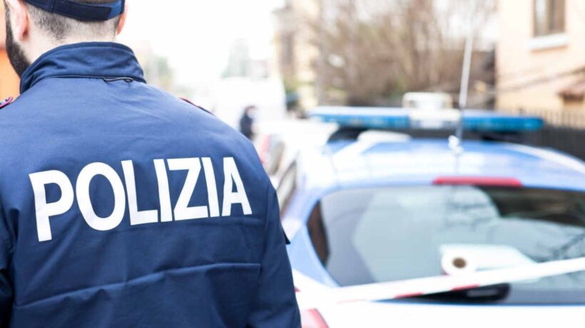Dei poliziotti mi fido, dei giornalisti molto meno