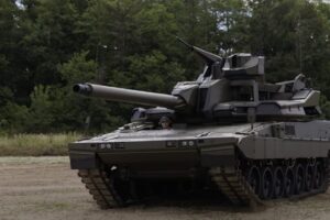 Svolta del governo sulla difesa: l’Italia acquisterà i tank tedeschi