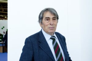 «In Francia e qui, i migranti non cercano l’integrazione. Vivono da separati e ostili»
