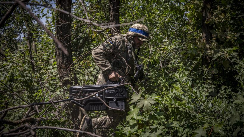 Kiev: «Controffensiva in ritardo». E l’Ue versa altri aiuti da 1,5 miliardi