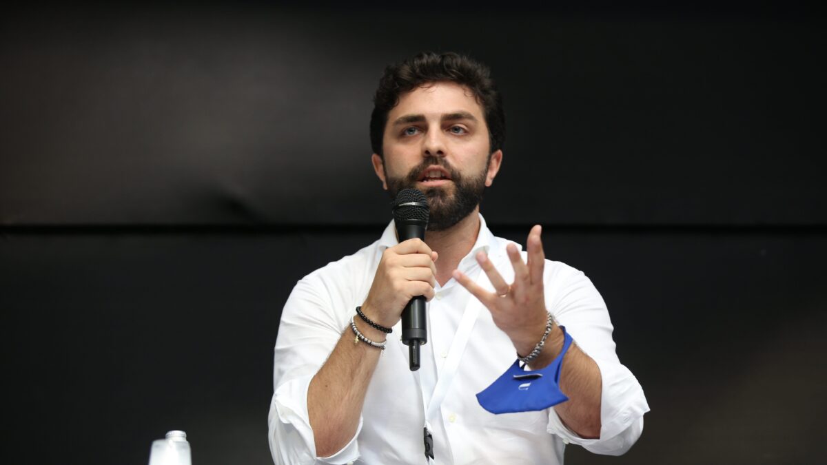«È folle che il Ppe insista a collaborare con i socialisti Ue»