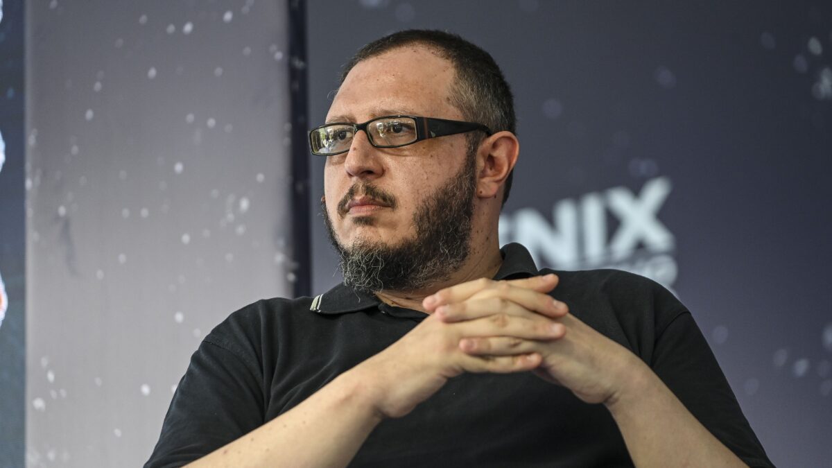 «Usando il terrore rendono i cittadini più manovrabili»