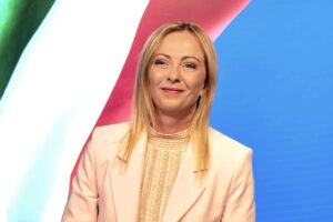 La Meloni archivia il concorso esterno