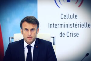Guai a gioire di Parigi, rischiamo lo stesso