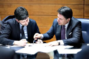 Alla Camera parte la controffensiva per neutralizzare l’indagine sul virus