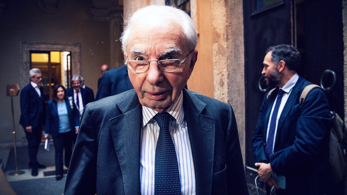 Autonomia, per fortuna Amato lascia