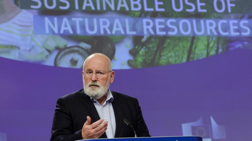 Timmermans alza subito il tiro: «Emissioni zero prima del 2050»