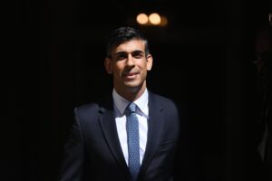 Il realismo di Sunak: 100 nuovi pozzi
