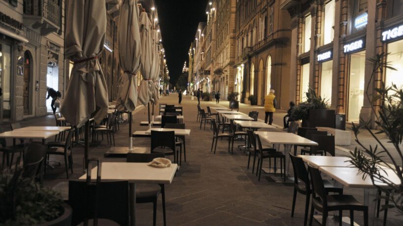 L’esperto getta la maschera: «Il popolo obbedirà in caso di nuovo lockdown»