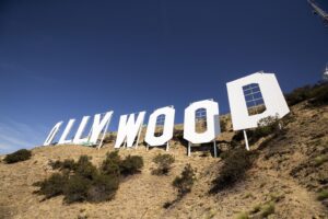 Hollywood incrocia le braccia per troppa Ia