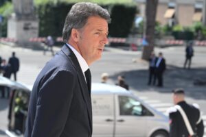 «Vuole silenziare la stampa libera». La sentenza che dà lezione a Renzi