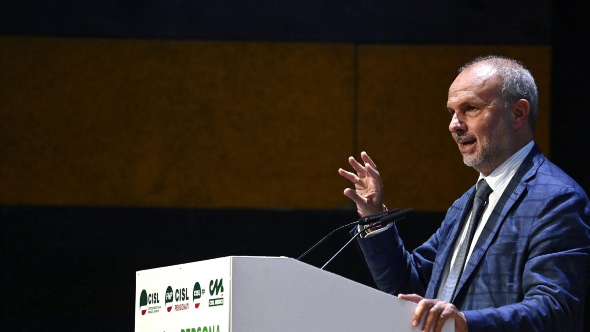 Liberi da Brusaferro e Locatelli. Ma incombe la minaccia Bassetti