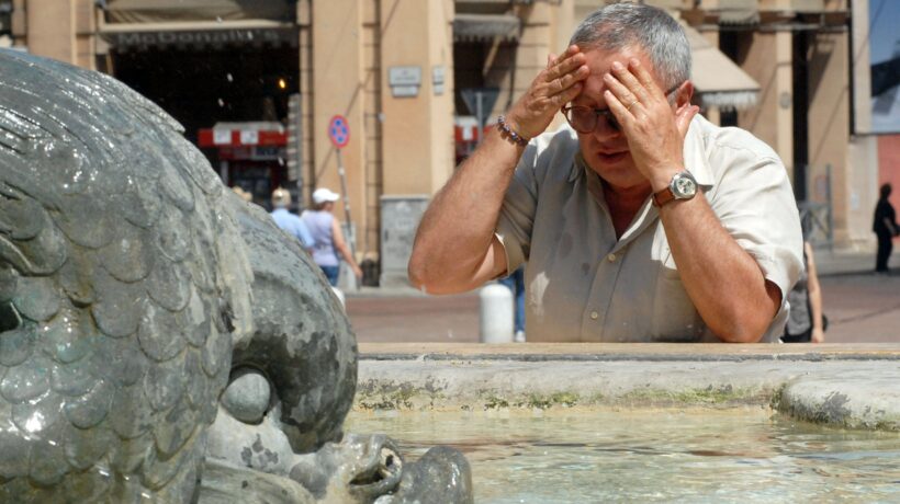 Tutto come col Covid. C’è l’allarme (falso) sugli ospedali intasati. E tornano i bollettini