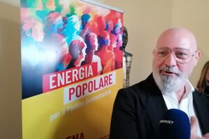 Bonaccini battezza la sua corrente. Malumori e bordate contro il segretario