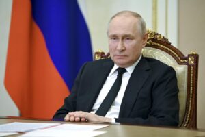 Londra come Macron: «Putin non va umiliato»
