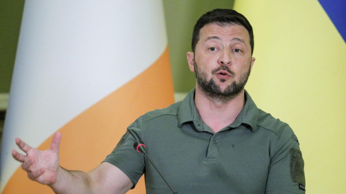 «Bombe a grappolo su case russe». Sale la tensione, Kiev sfida gli Usa