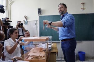 In Spagna vince il Pp. Ma per governare avrà bisogno di Vox