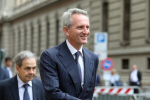 Nagel apre a Caltagirone e Delfin sull’ingresso nel cda di Mediobanca