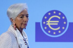 La Lagarde alza ancora i tassi e continua a spingerci nel baratro della recessione