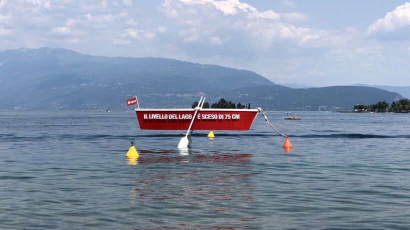 Il colosso tedesco ritira la barca. Stop alla campagna falsa sul Garda