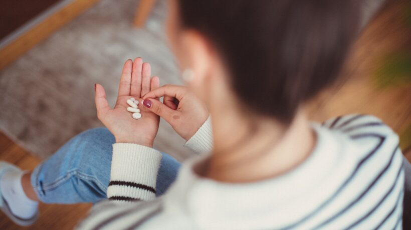 In Italia un adolescente su dieci usa gli psicofarmaci per sballare