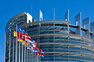Lo studio sui morti di caldo che fa comodo all’Ue è stato finanziato dall’Ue