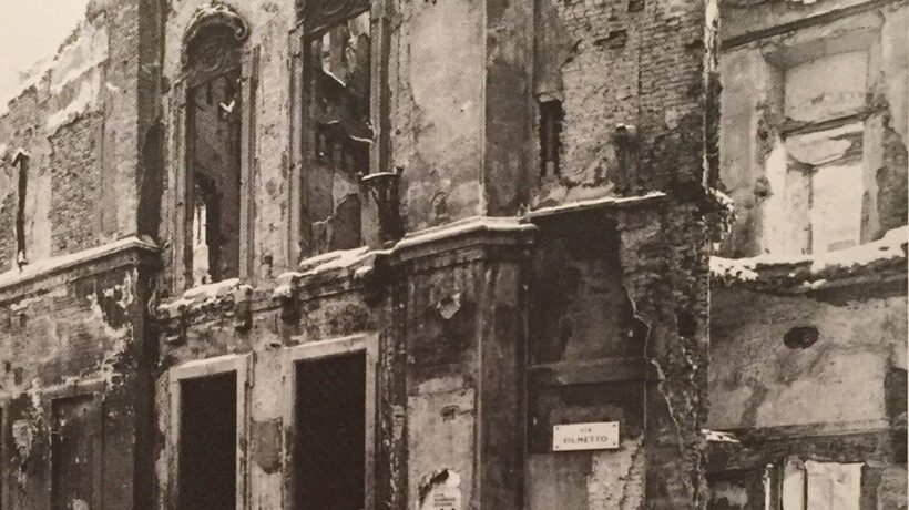 Palazzo Piantanida in via Olmetto, demolito dopo il bombardamento.