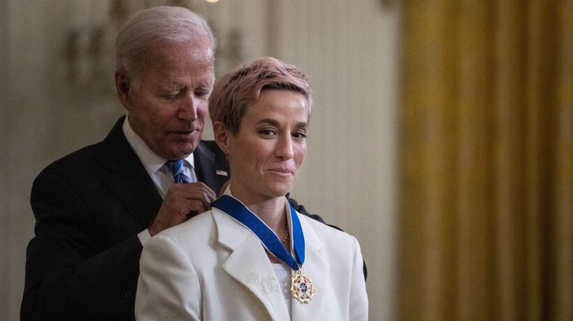 Il prossimo dribbling della Rapinoe: schierarsi in politica con i dem