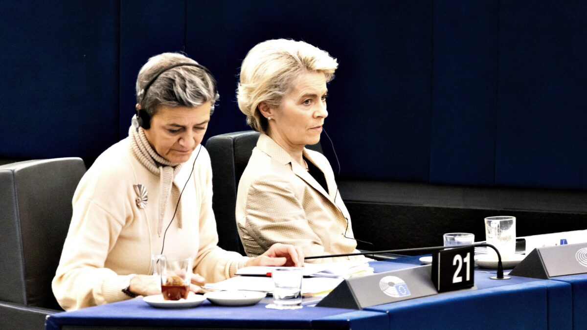 La Commissione Ue è già ai saldi elettorali