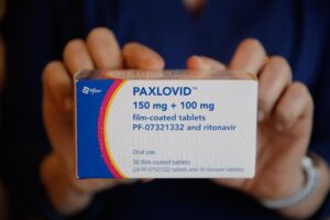 L’Fda ammette gli spot all’antivirale: «Siamo stati la cheerleader di Pfizer»
