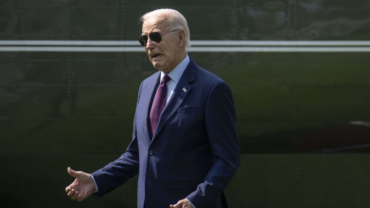 «Deep state» e Silicon Valley picconano Biden