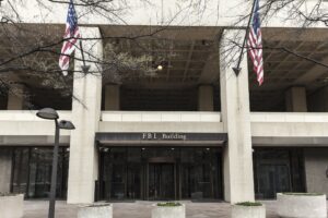 Macché caso isolato, esiste una task force dell’Fbi che scheda i cattolici duri e puri