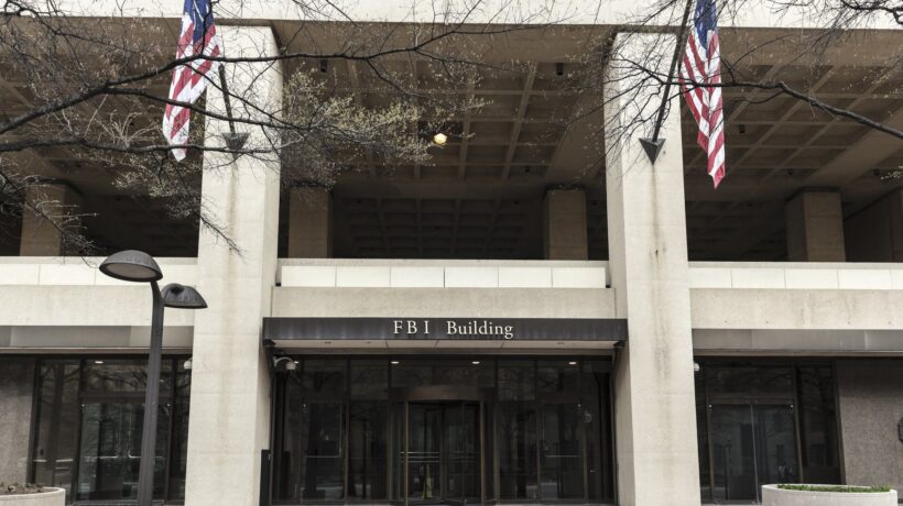 Macché caso isolato, esiste una task force dell’Fbi che scheda i cattolici duri e puri