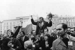 Effemeridi: dagli scioperi guidati da Walesa all’indipendenza ucraina