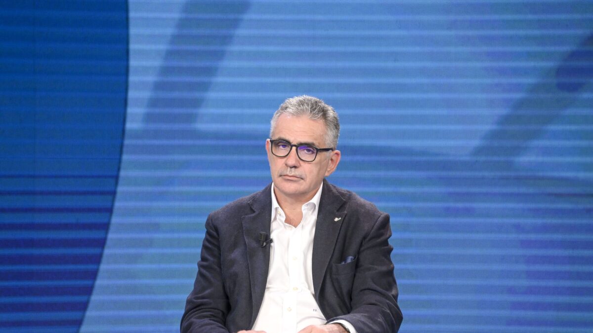 Pregliasco redivivo: «Presto più contagi»