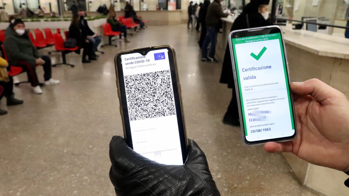 Il sondaggio del ministero dimostra che il green pass è stata una violenza inutile