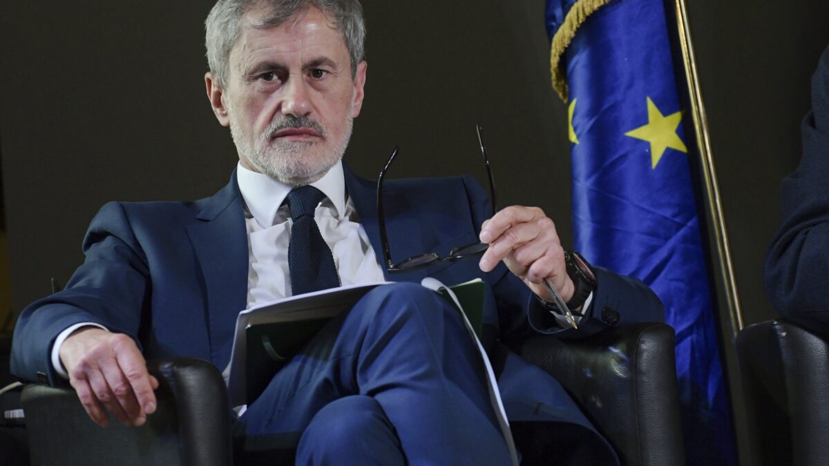 Alemanno: «Se Renzi si avvicina, la Meloni sbaglia linea»