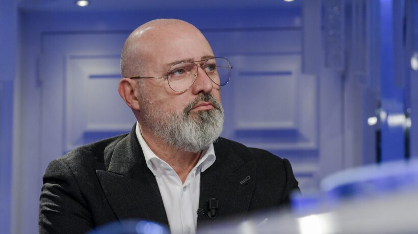 Bonaccini frigna per avere più soldi. Ma non riesce a riparare una strada
