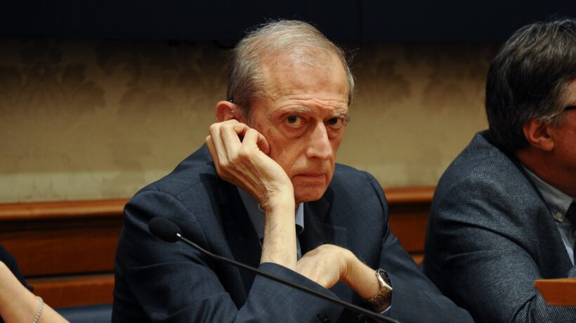 Caro Fassino, continui a minare il sistema