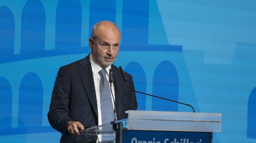 I giudici intimano al ministro: fuori i dati sui morti post vaccini