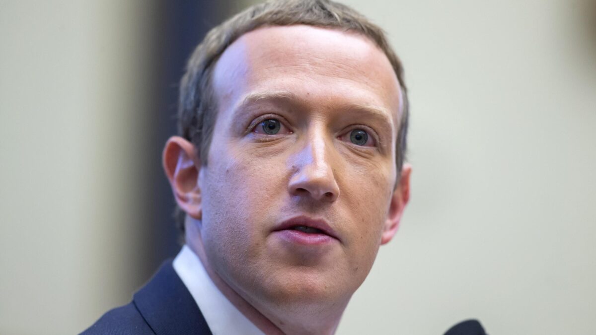 Caro Zuckerberg, vorrei vederla al tappeto