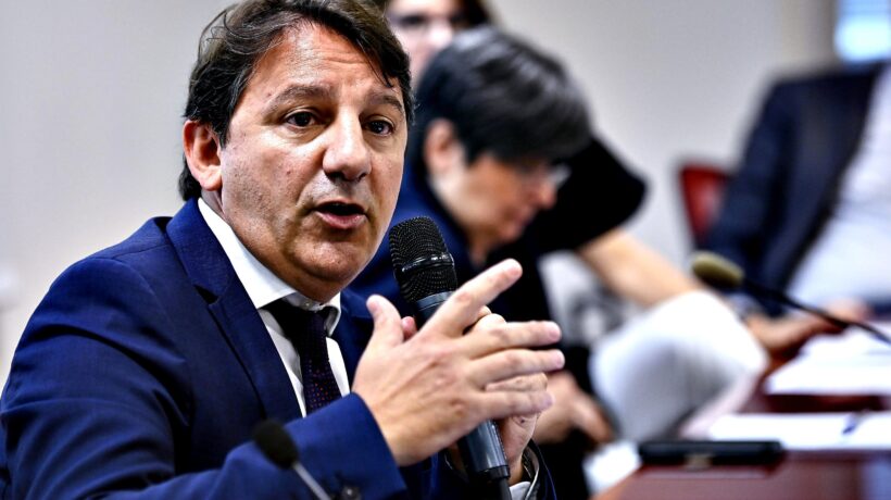 I controlli sul Reddito partiti solo tre anni dopo i primi bonifici. L’Anci: mancano i dati
