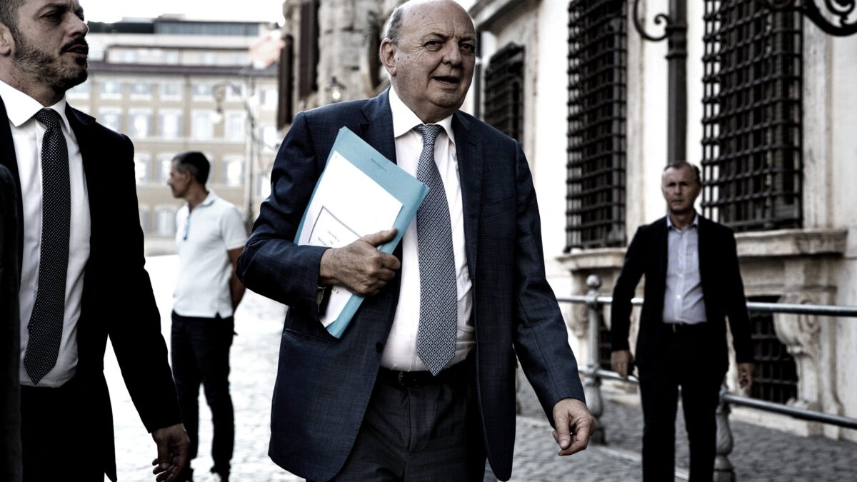Ora Pichetto accetta di farsi torchiare dai militanti verdi
