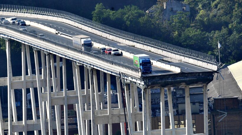 Ponte Morandi, corsa per evitare la prescrizione. Salvini: «L’avidità ha fatto 43 morti»