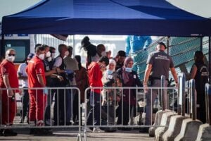 Se ci fosse il Pd, accoglienza obbligatoria