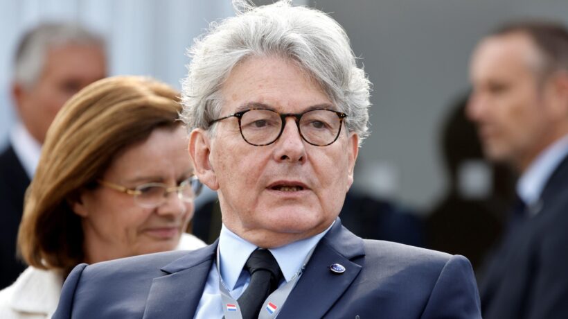 Breton lo confessa: la censura in Rete serve a controllare le elezioni europee