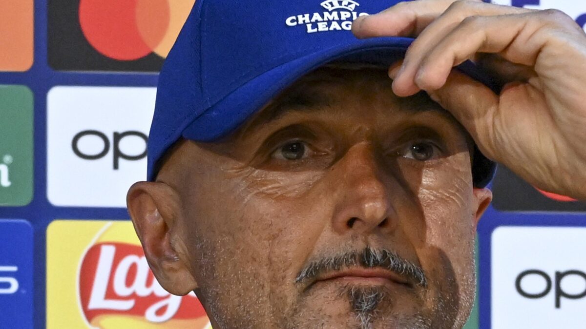 Spalletti ct ombra «dribbla» la clausola. Ma Napoli si schiera con De Laurentiis